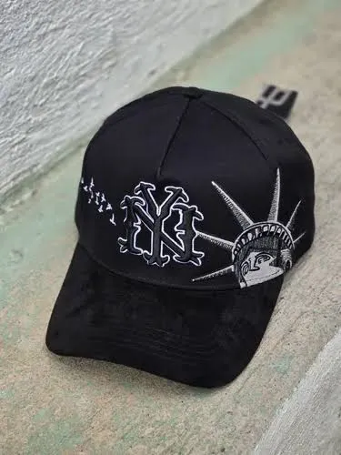 Dandy Hat